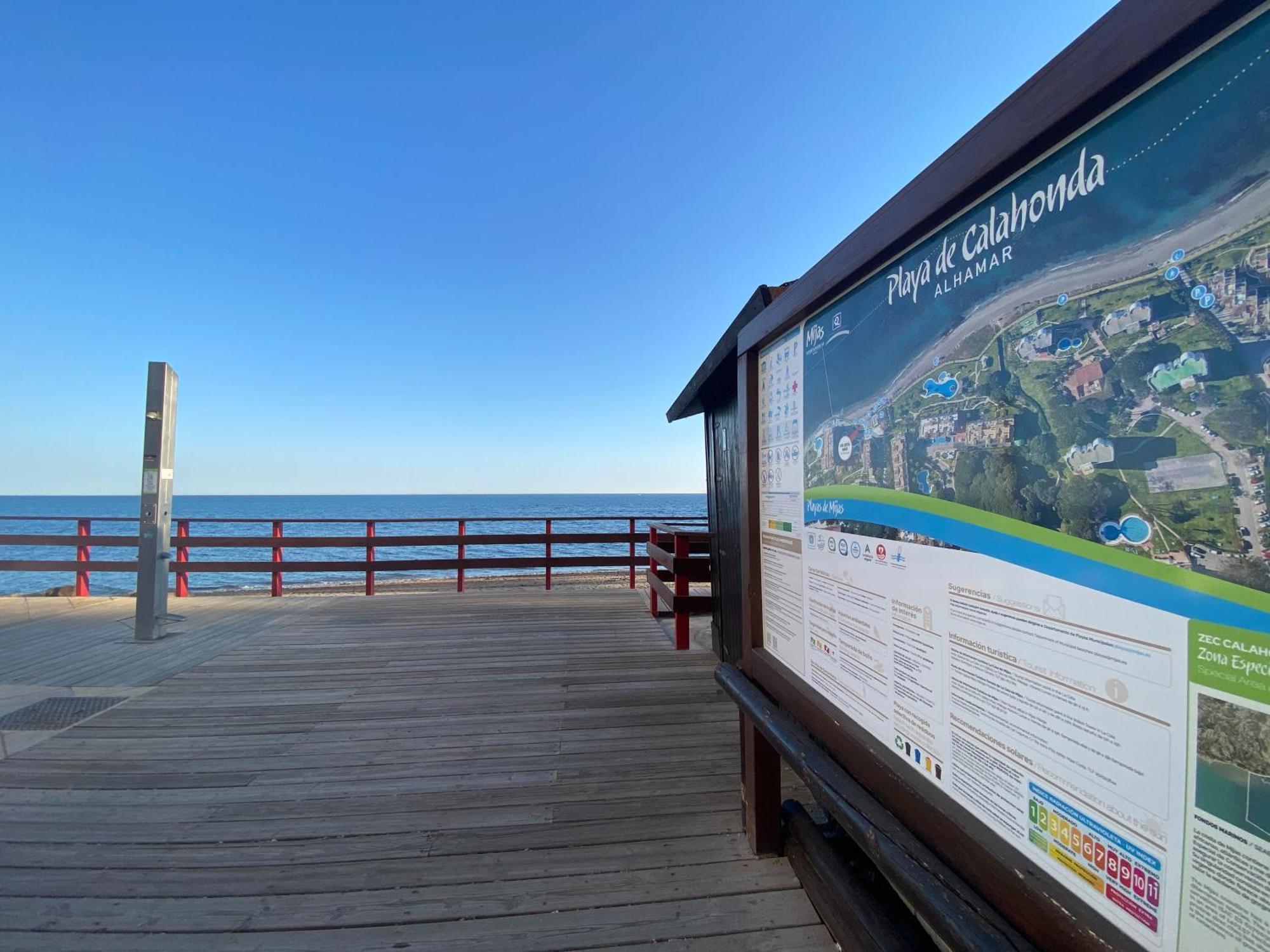 Frontline Beach Ground Floor With Privet Garden, Mi Capricho 16 Mijas Exterior foto