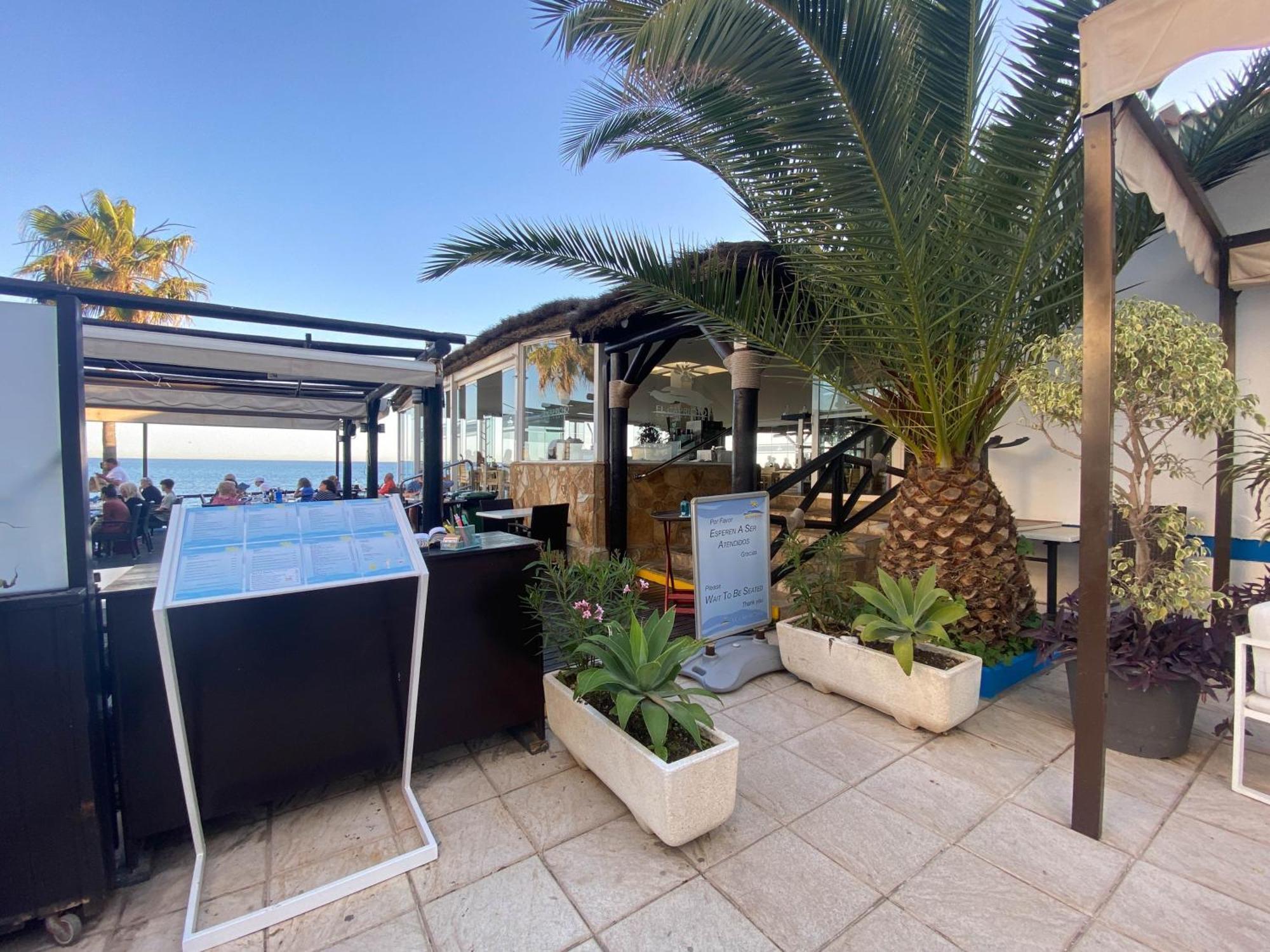 Frontline Beach Ground Floor With Privet Garden, Mi Capricho 16 Mijas Exterior foto
