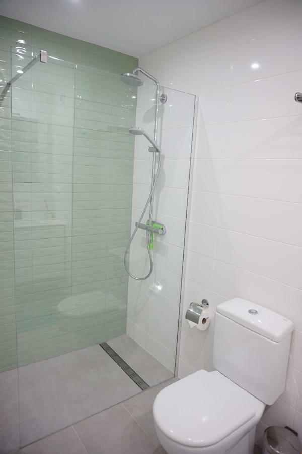 Frontline Beach Ground Floor With Privet Garden, Mi Capricho 16 Mijas Exterior foto