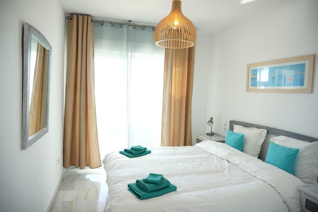 Frontline Beach Ground Floor With Privet Garden, Mi Capricho 16 Mijas Exterior foto